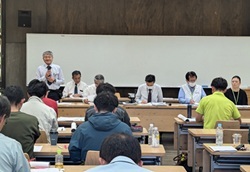 ?緑 あいさつ(木連 山下)前 PXL_20250424_055431189.jpg