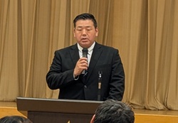 ?来賓あいさつ 大東.jpg