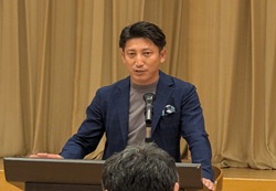 ?伊藤青年部長挨拶.jpg