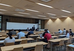 3 担い手? PXL_20250424_010406628.jpg